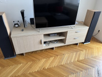 Kvalitetna komoda za TV