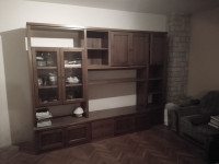 Prodajem regal za dnevni boraavak