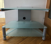 Prodajem stakleni regal za TV