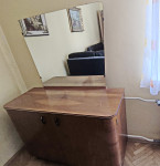 Psiha - komoda sa ogledalom - starinski namještaj - retro - vintage