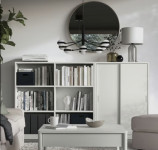 Regal i ormar s kliznim vratima