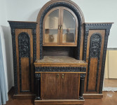 Starinska predivna očuvana vitrina