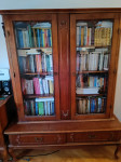VITRINA/BIBLIOTEKA