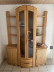 Vitrina od masivnog drva na prodaju