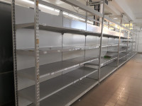 POLICE ZA TRGOVINU MONTAŽA NA TERENU SISTEM KLJUČ U RUKE