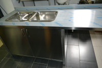 Sudoper s 2 korita sa vratima+ocjeđ.pločom i prostor za perilicu ispod