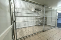 Metalna pregradna stijena sa kliznim vratima za skladište