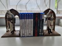 Assassin's Creed Altaïr and Ezio Bookends Figure