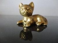 Mačka - mesingana figurica