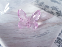 Originalna figurica (rozi leptir) od SWAROVSKOG kristala