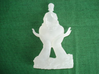 STAKLENA FIGURA - BUDA - OD MUTNO BIJELOG STAKLA