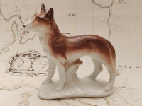 Vintage porculanska figura psa