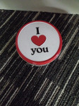 bijelo-crvena mala limena kutija I love you