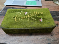 Stara kartonska kutija - Cravatten