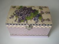 Ukrasna kutija od drveta Ljubičice