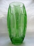RUDOLFF SCHROTTER-BOHEMIAN GREEN GLASS VASE - Češka vaza iz 1950