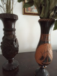 Drvene rezbarene vaze
