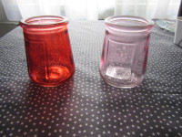 Lila i crvena vaza "HAPPINESS IS HOME MADE"