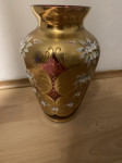 Prodajem vazu RED BOHEMIA GLASS & GOLD TRIMMED VASE