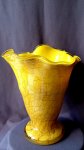 Vaza staklena žuta sa šarama 31 cm visna x 24 cm -2,5 kg