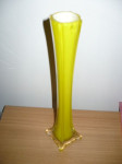 žuta vaza, uskog grla visine 30cm