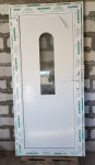 Prodajem PVC ulazna vrata