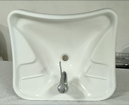 Umivaonik fleksibilni sa slavinom