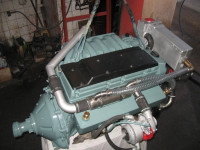 Prodajem brodski motor Mercedes snage 200 ks