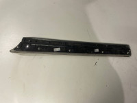 4E0867410 - OBLOGA VRATA PREDNJA DESNA LAJSNA AUDI A8 D3 4E