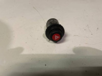 90181853 - SIGURNOSNI PREKIDAČ ZA ŽMIGAVCE OPEL KADETT VECTRA ASTRA