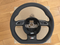 AUDI S-LINE VOLAN ⭐ORIGINAL - NOVO⭐