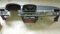 BMW 730 E65 armaturna tabla zajedno sa desnim airbagom