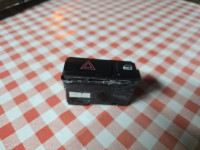 BMW e46 X5 e53 Z4 e85 e86 PREKIDAČ ZA SVA 4 ŽMIGAVCA I CENTRALNO