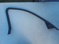 Bmw serija 3 (e90) plastika gornjeg dijela vrata