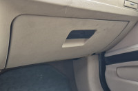 BMW serija 3 e92 e93 e90 e91 SUVOZAČEV PRETINAC KREM BOJE