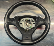 BMW SERIJE X5 X6 E70 E71 M-PAKET VOLAN ORIGINAL LCI SA F1