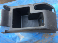 Golf 6 plastika naslon za ruku