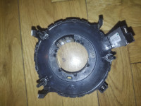 KLIZNI PRSTEN ZRAČNOG JASTUKA ZA AUDI A4 B5 GOLF 4 8J0 959 653 B