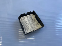 Mercedes w202 C klasa poklopac osiguraca u gepeku