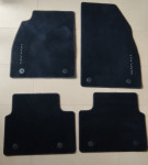 Opel Insignia tepisi