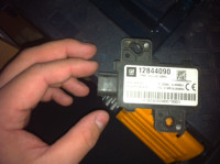Opel senzor bočnog ubrzanja kat. broj 12844090