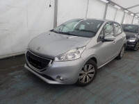 Peugeot 208 Polica Prtljaznika Daska Gepeka kao nova