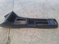 plastika izmedu sjedala opel astra f