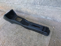 SREDIŠNJA KONZOLA GOLF 3