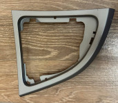 Poklopac mjenjača serije 1 e87 BMW ukrasna letvica 7129143