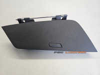 PRETINAC KONZOLE VW TOURAN 5TB857921E