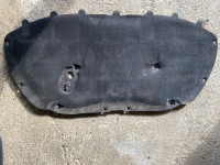 Prodajem Oplata prednje haube