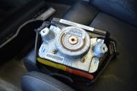 Prodajem upravljač/volan sa zračnim jastukom za Alfa Romeo GTV 916