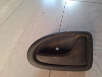 renault scenic 2001g. nutarnja kvaka pd vrata