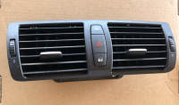 Serija 1 e87 otvor za zrak BMW središnji 7059189 otvor za zrak